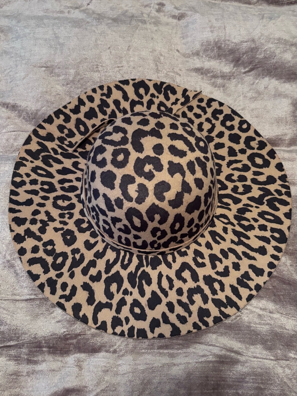 Leopard Hat - Picture 2 of 5